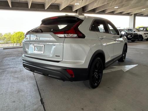 White 2023 Mitsubishi Eclipse Cross LE