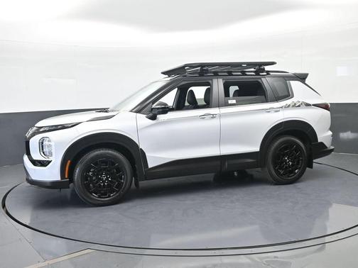 White 2026 Mitsubishi Outlander Trail Edition