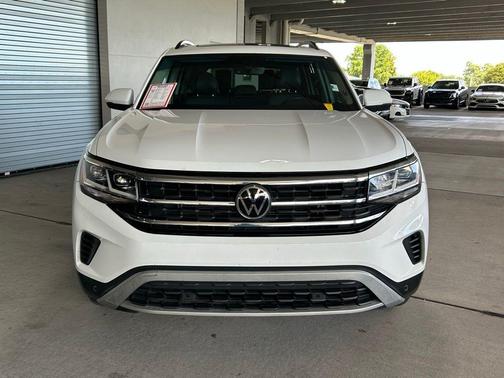 2022 Volkswagen Atlas 3.6L SE w/Technology