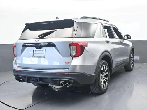 Silver Metallic 2023 Ford Explorer ST