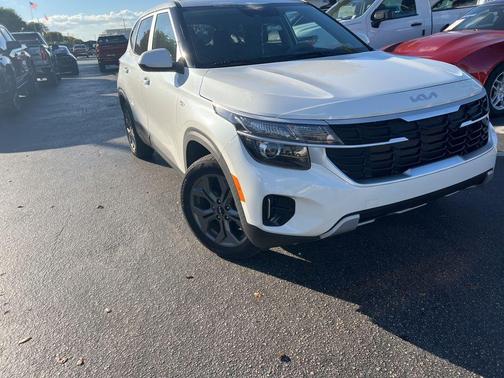 2024 Kia Seltos LX