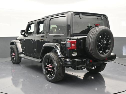 2021 Jeep Wrangler Unlimited Sahara Altitude
