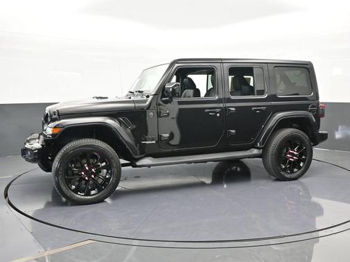 2021 Jeep Wrangler Unlimited Sahara Altitude