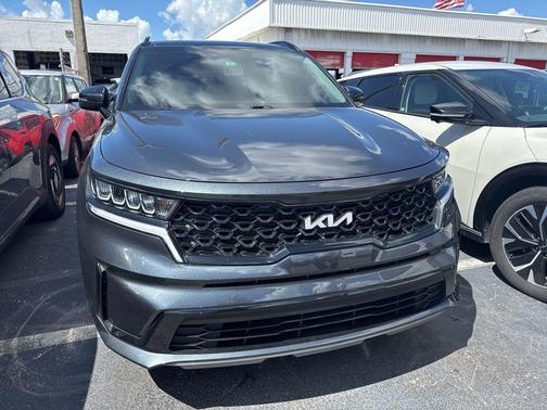 2023 Kia Sorento S