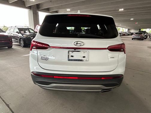 Quartz White 2022 Hyundai SANTA FE SE