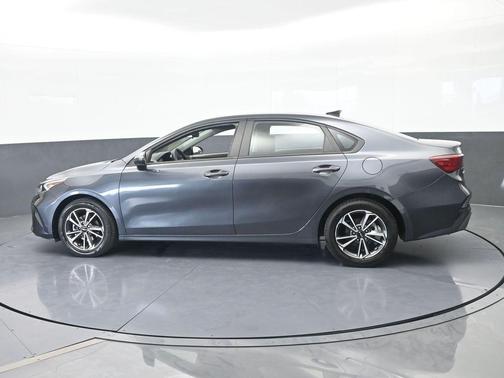 Gravity Gray 2023 Kia Forte LXS