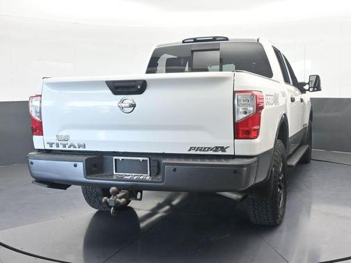 2018 Nissan Titan PRO-4X