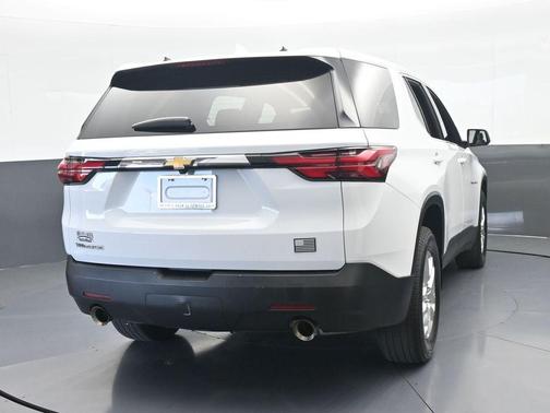2022 Chevrolet Traverse LS