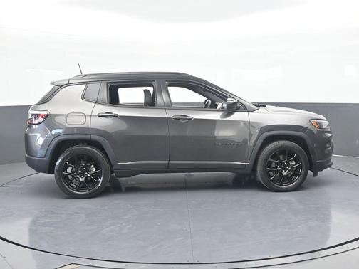 2022 Jeep Compass Altitude