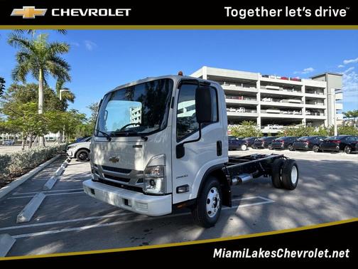 Arctic White 2024 Chevrolet Express 3500