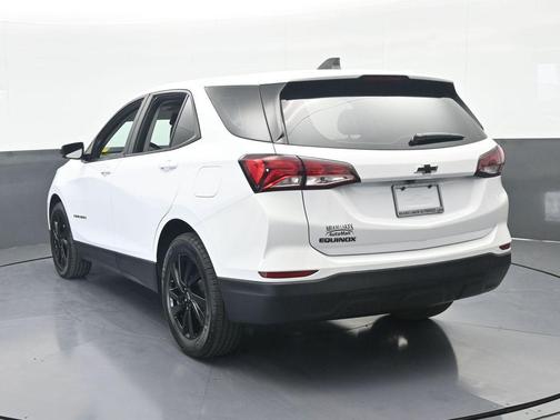 Summit White 2023 Chevrolet Equinox LS