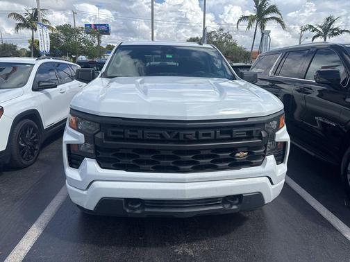 2022 Chevrolet Silverado 1500 Custom