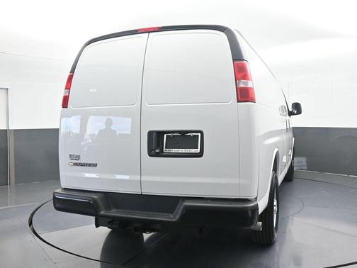 2025 Chevrolet Express 2500 Work Van