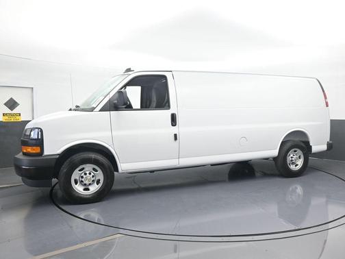 2025 Chevrolet Express 2500 Work Van
