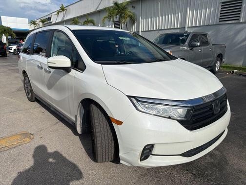 Platinum White 2024 Honda Odyssey EX-L