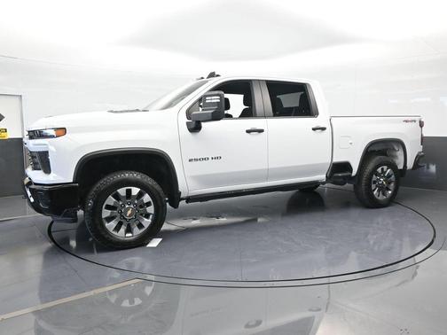 2024 Chevrolet Silverado 2500 Custom