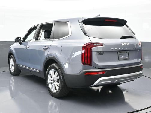 2022 Kia Telluride LX