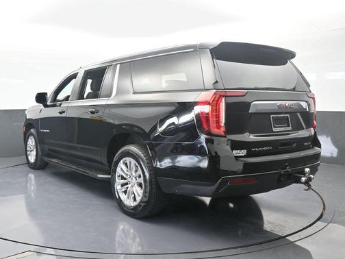 2022 GMC Yukon XL SLE