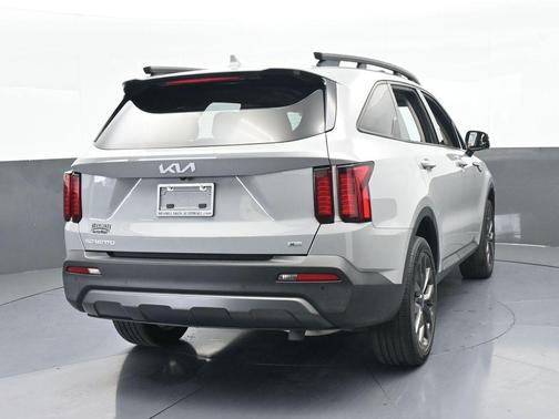 2023 Kia Sorento X-Line EX