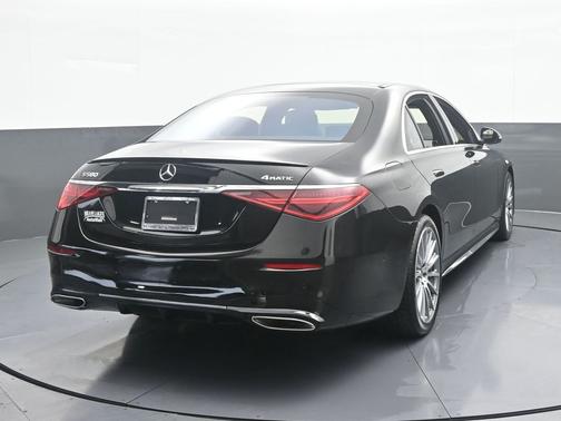 Obsidian Black/designo Diamon White 2021 Mercedes-Benz S-Class S 580
