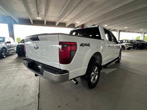 Oxford White 2025 Ford F-150 XLT