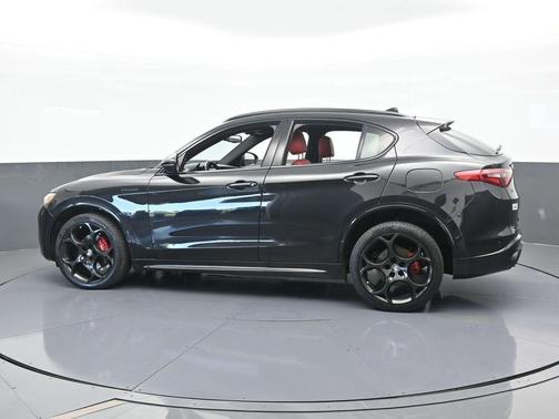 2022 Alfa Romeo Stelvio Veloce