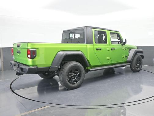 2026 Jeep Gladiator Sport