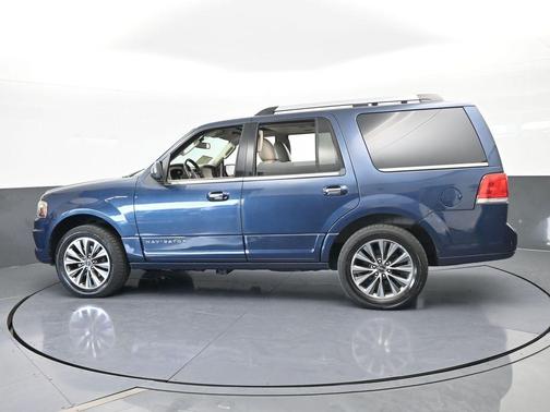 2016 Lincoln Navigator Select