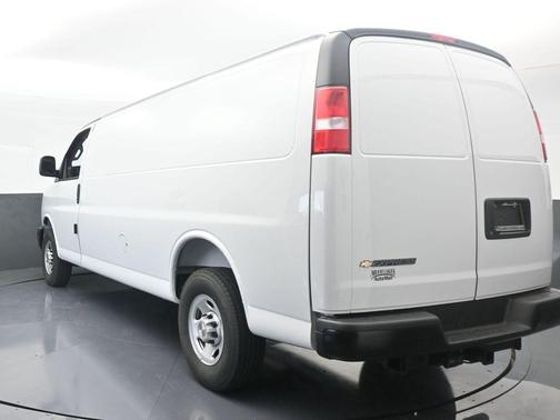 2025 Chevrolet Express 2500 Work Van