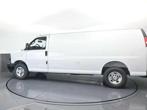 2025 Chevrolet Express 2500 Work Van