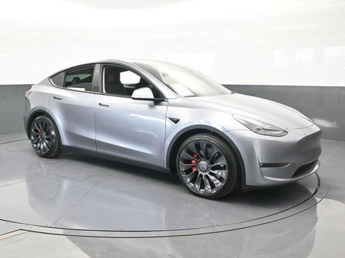 2024 Tesla Model Y Performance
