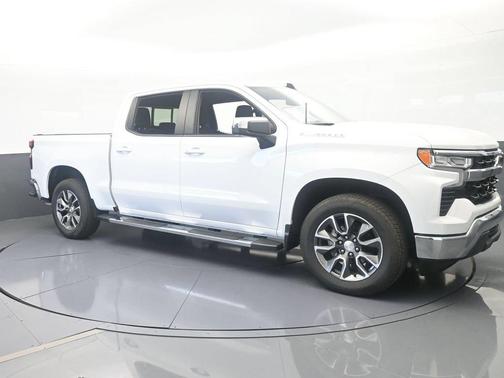 Summit White 2024 Chevrolet Silverado 1500 LT