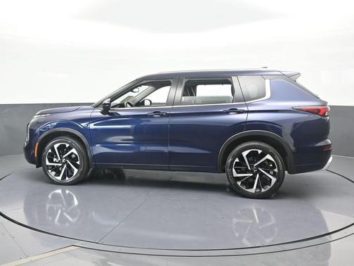2023 Mitsubishi Outlander SEL