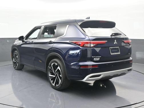 2023 Mitsubishi Outlander SEL