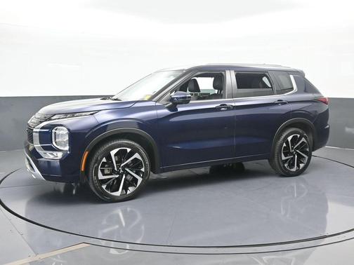 2023 Mitsubishi Outlander SEL