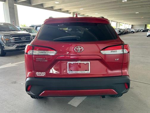 2022 Toyota Corolla Cross LE