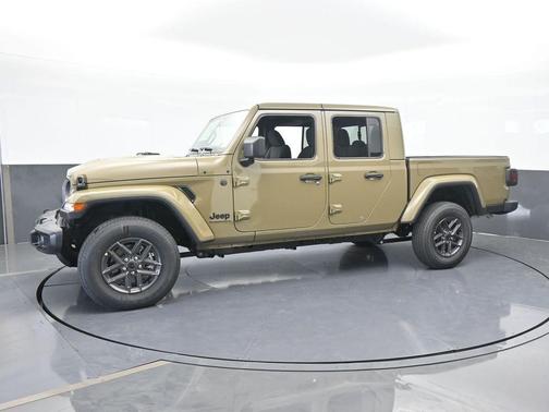 2025 Jeep Gladiator Sport
