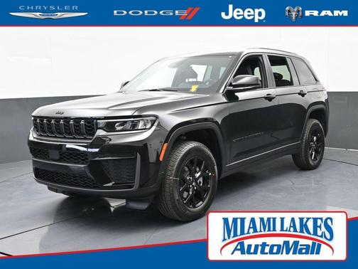 2026 Jeep Grand Cherokee Laredo