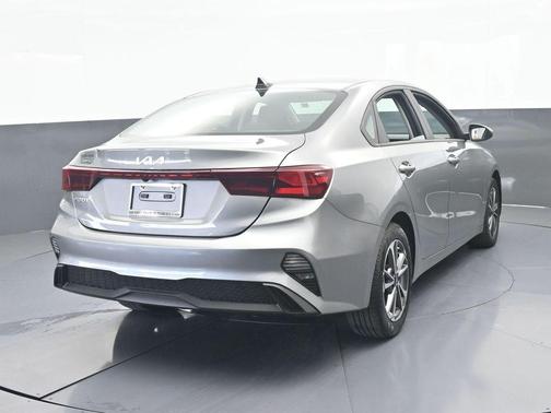 Steel Gray 2022 Kia Forte LXS