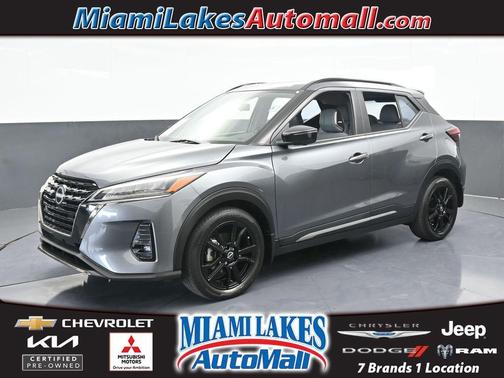 2022 Nissan Kicks SR