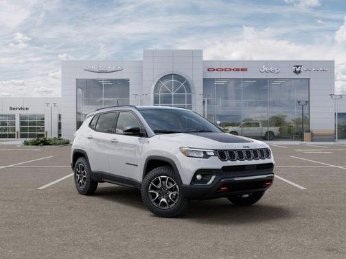 Bright White Clearcoat 2026 Jeep Compass Trailhawk