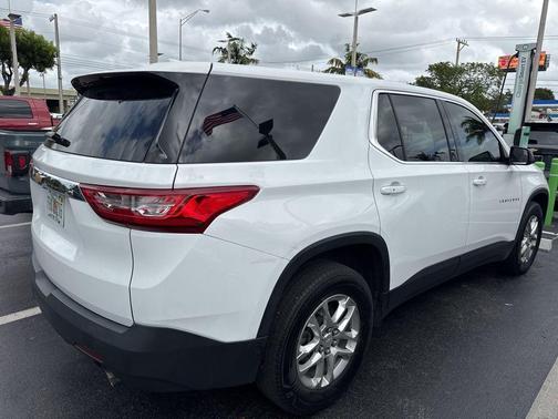 2021 Chevrolet Traverse LS