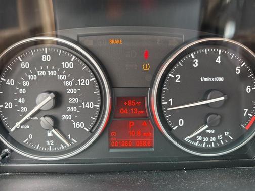 2010 BMW 328 i