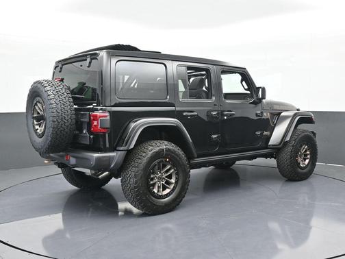 2025 Jeep Wrangler Rubicon 392
