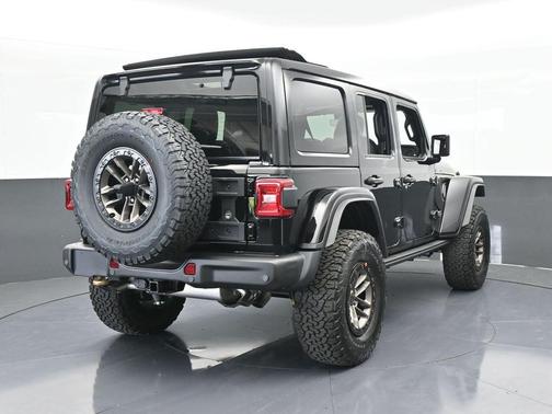 2025 Jeep Wrangler Rubicon 392