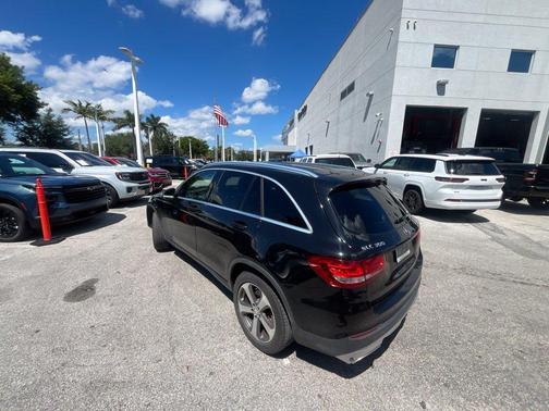 Black 2016 Mercedes-Benz GLC-Class GLC 300