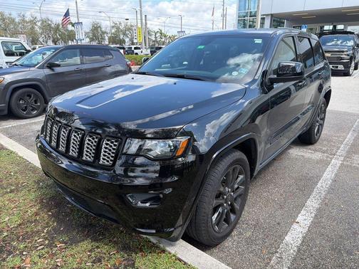 2021 Jeep Grand Cherokee Laredo X
