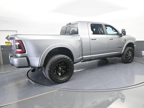 Billet Silver Metallic Clearcoat 2024 RAM 3500 Limited