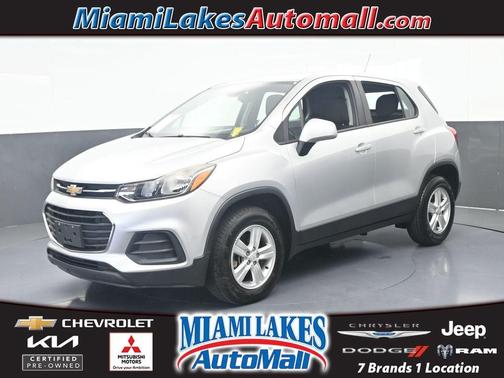 Silver Ice Metallic 2017 Chevrolet Trax LS
