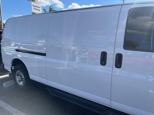2022 Chevrolet Express 2500 Work Van